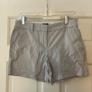 NEW J.Crew 5" classic chino short Beige Size 2 NWOT Preppy Capsule Wardrobe